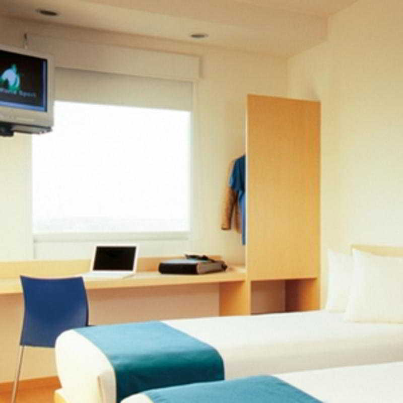 One Monterrey Aeropuerto Hotell Apodaca Exteriör bild