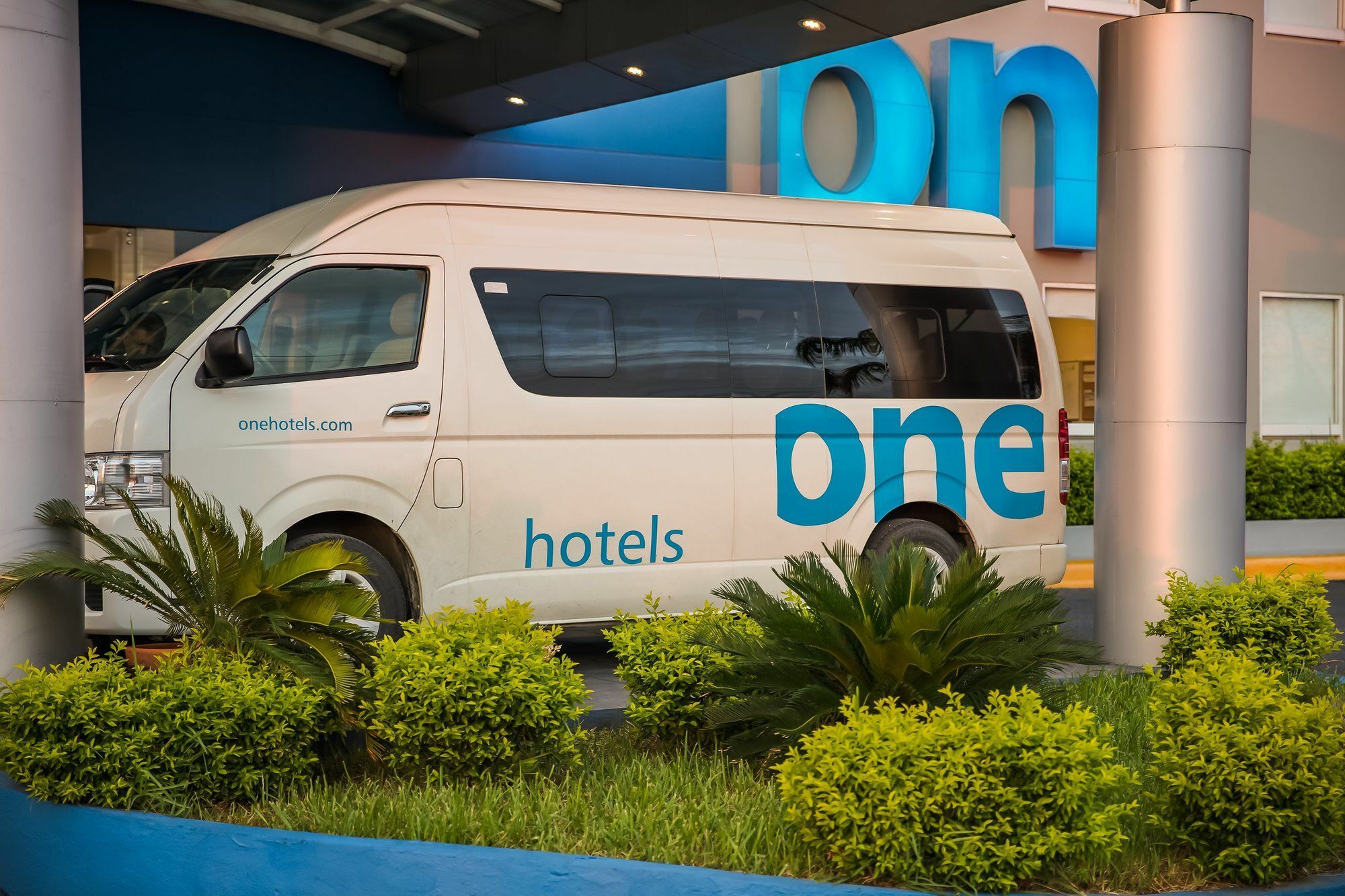 One Monterrey Aeropuerto Hotell Apodaca Exteriör bild