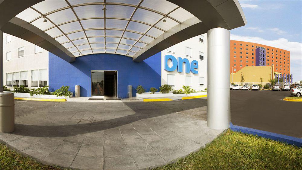 One Monterrey Aeropuerto Hotell Apodaca Exteriör bild